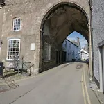 Flat 4 Tower House شقة